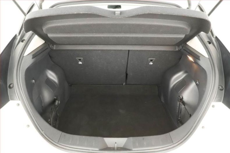 Nissan Leaf - hlavní fotka