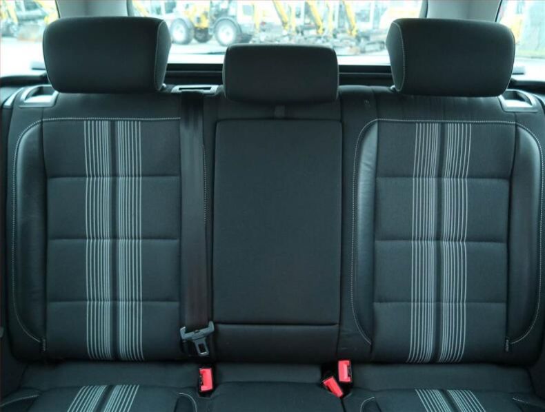 Volkswagen Golf - hlavní fotka