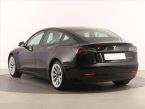 Tesla Model 3 - fotka číslo 3