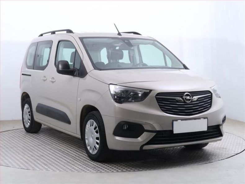 Opel Combo - hlavní foto