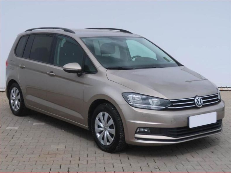 Volkswagen Touran - hlavní foto
