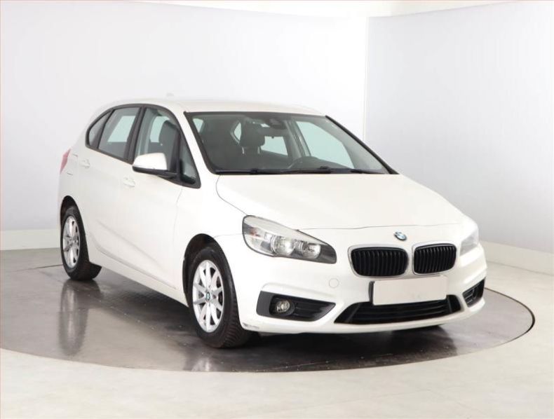 BMW Řada 2 - hlavní foto