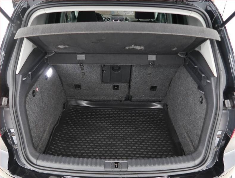 Volkswagen Tiguan - hlavní fotka