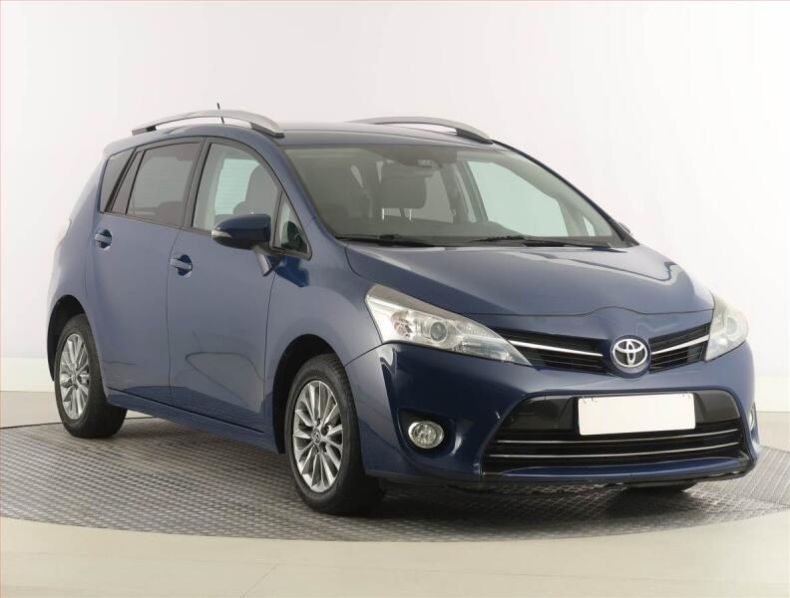 Toyota Verso - hlavní fotka inzerátu