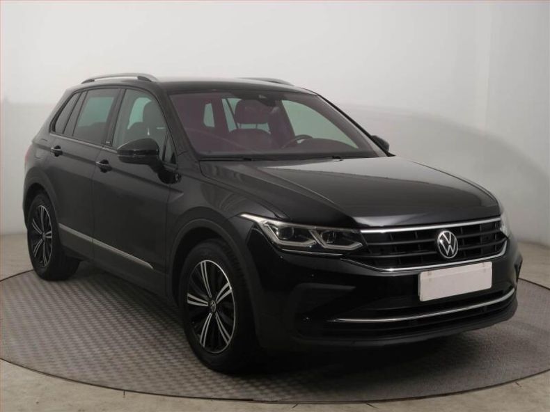 Volkswagen Tiguan - hlavní foto
