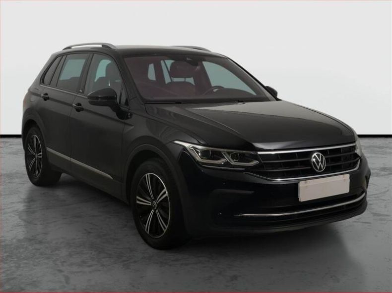 Volkswagen Tiguan - hlavní foto