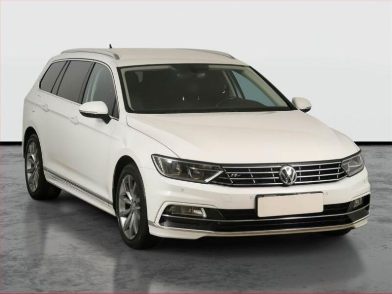 Volkswagen Passat - hlavní fotka inzerátu