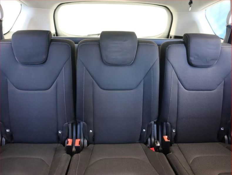 Ford S-MAX - hlavní fotka