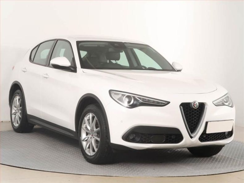 Alfa Romeo Stelvio - hlavní foto