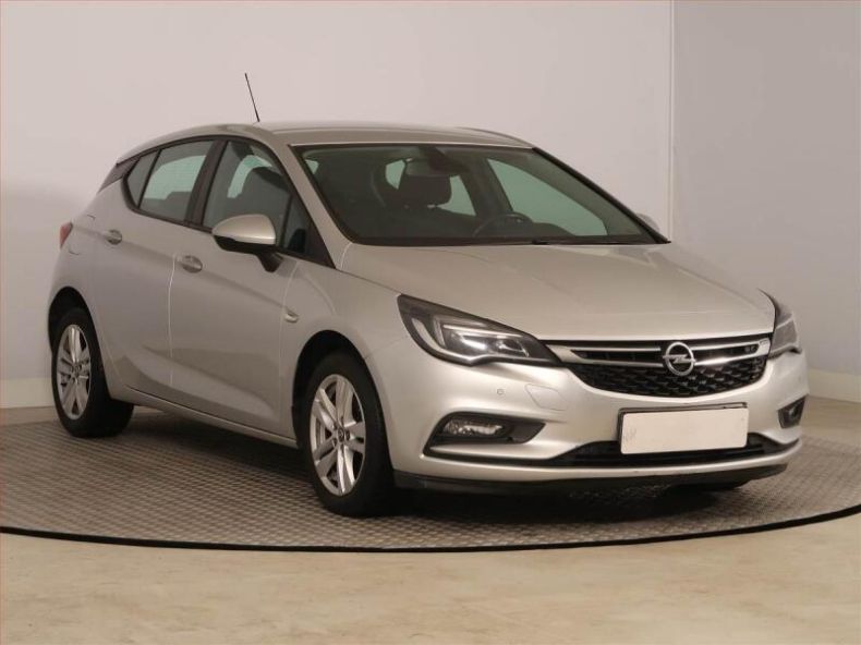 Opel Astra - hlavní fotka inzerátu