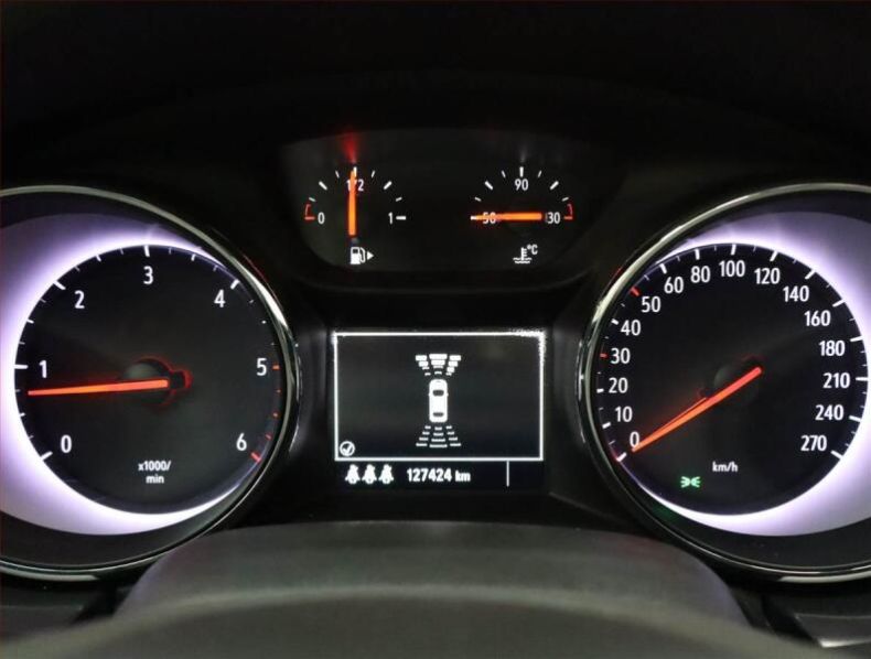 Opel Astra - hlavní fotka