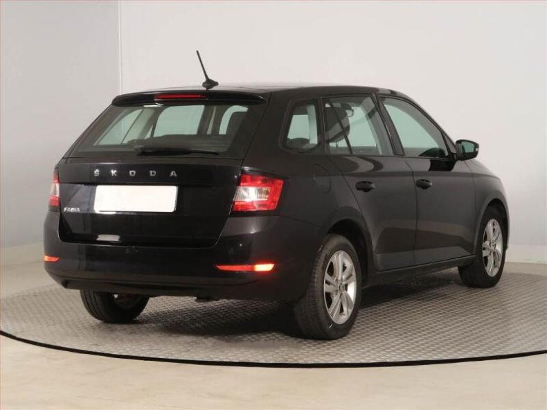 Škoda Fabia - hlavní fotka