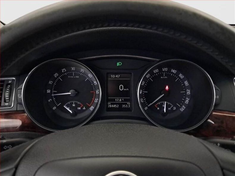 Škoda Superb - hlavní fotka