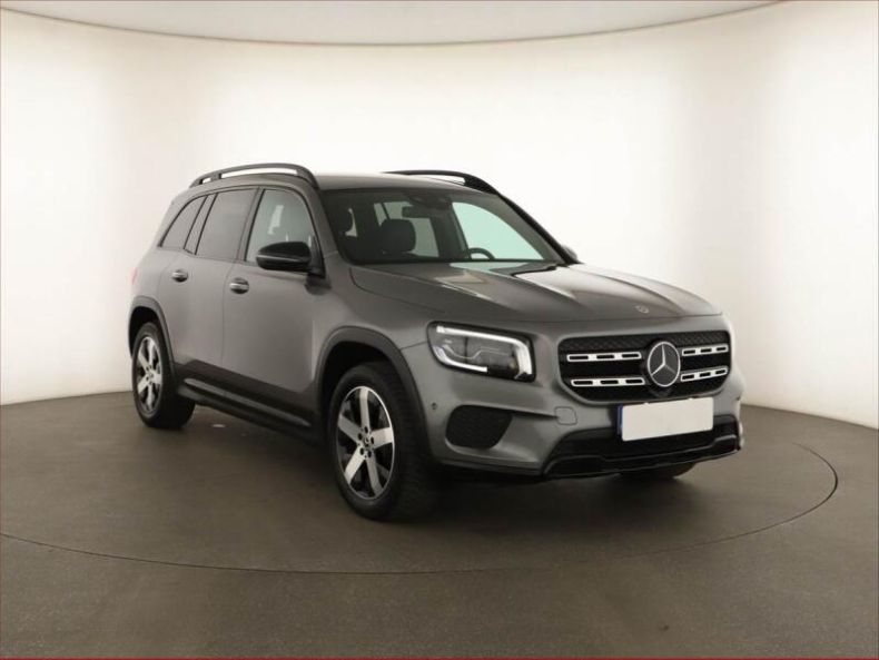 Mercedes GLB - hlavní foto