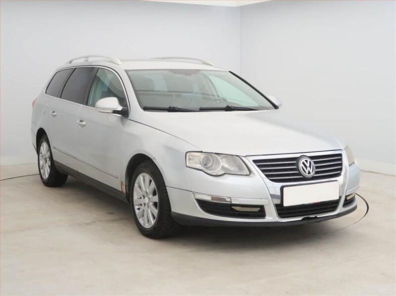 Volkswagen Passat - hlavní foto