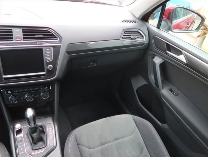 Volkswagen Tiguan - hlavní fotka