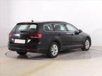 Volkswagen Passat - fotka číslo 4
