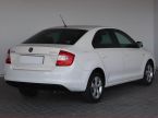 Škoda Rapid - fotka číslo 4