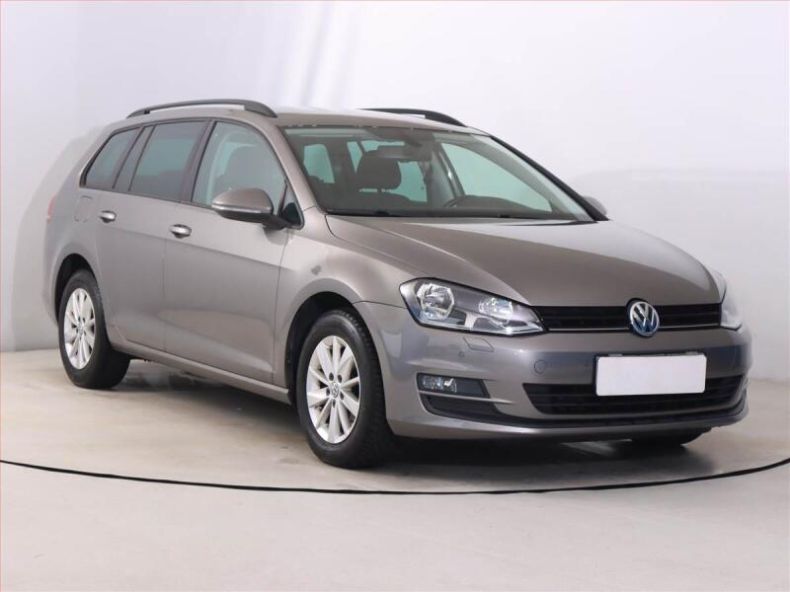 Volkswagen Golf - hlavní fotka inzerátu