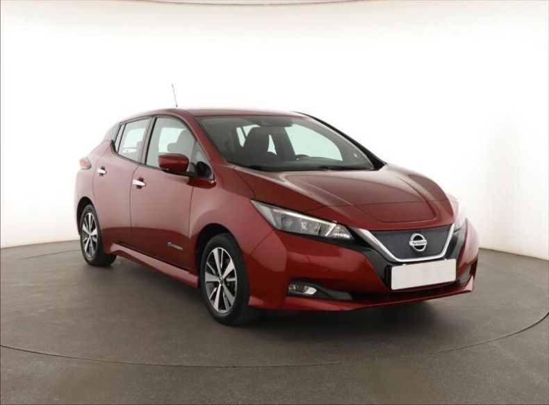 Nissan Leaf - hlavní fotka