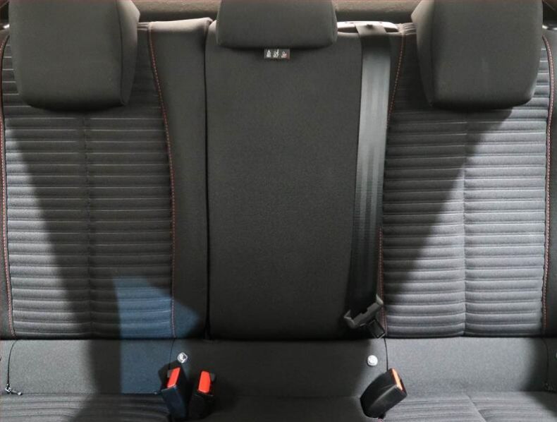 Peugeot 2008 - hlavní fotka