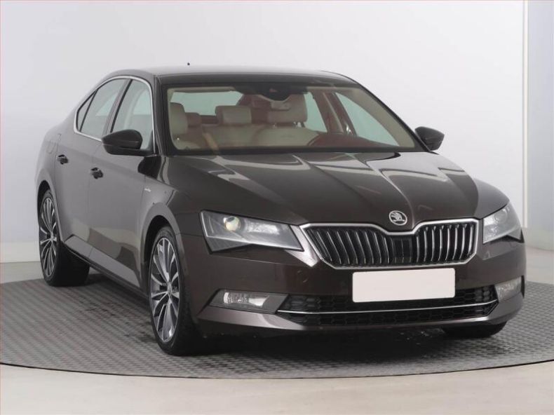 Škoda Superb - hlavní fotka inzerátu