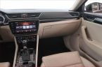 Škoda Superb - fotka číslo 7
