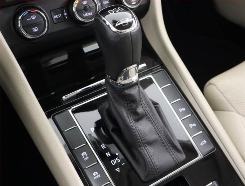 Škoda Superb - hlavní fotka