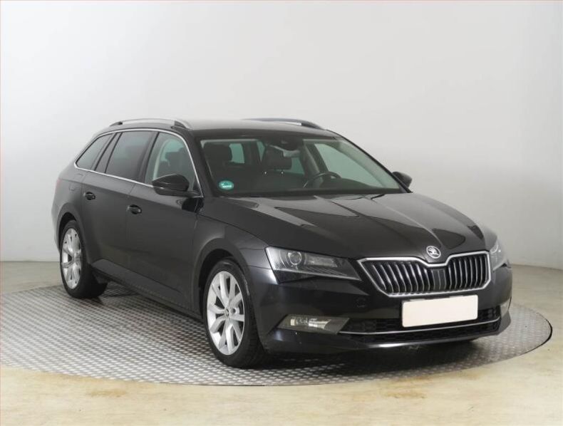 Škoda Superb - hlavní fotka inzerátu