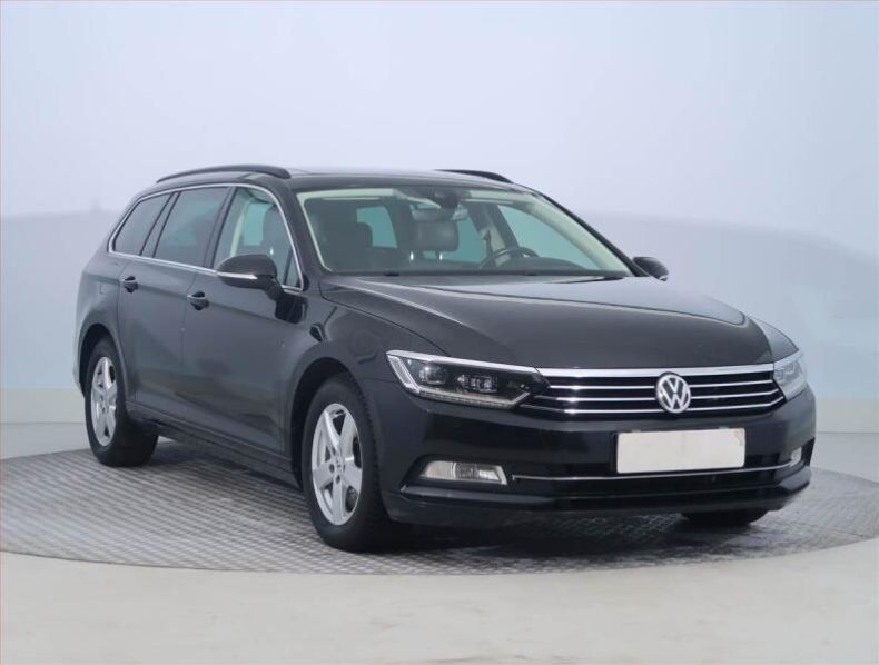 Volkswagen Passat - hlavní fotka inzerátu