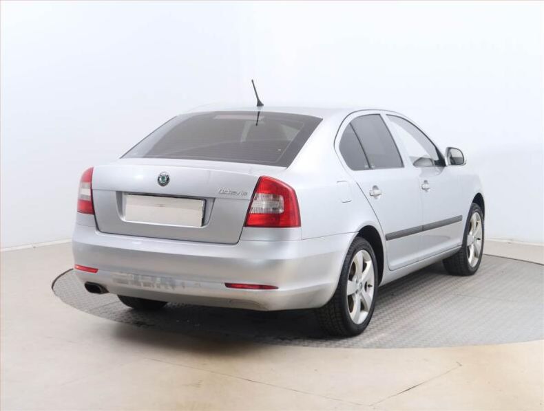Škoda Octavia - hlavní fotka