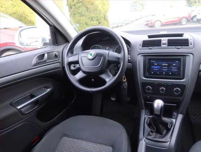 Škoda Octavia - hlavní fotka
