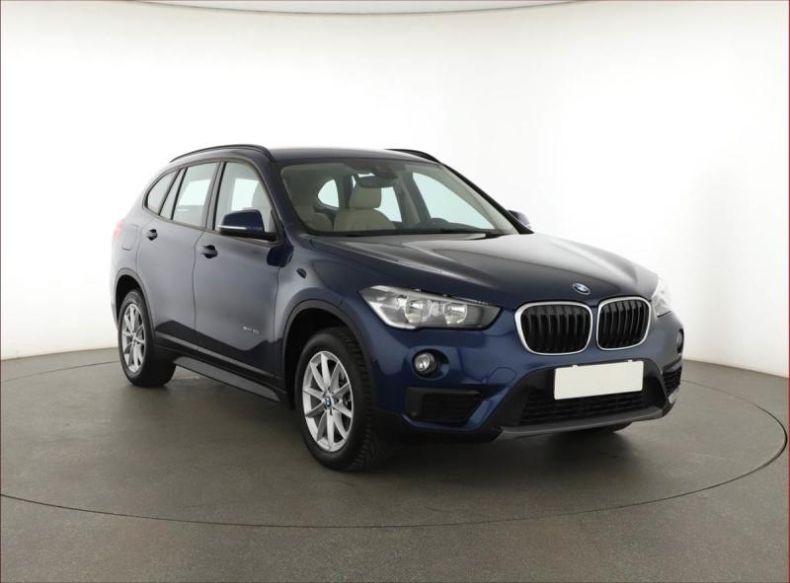 BMW X1 - hlavní fotka