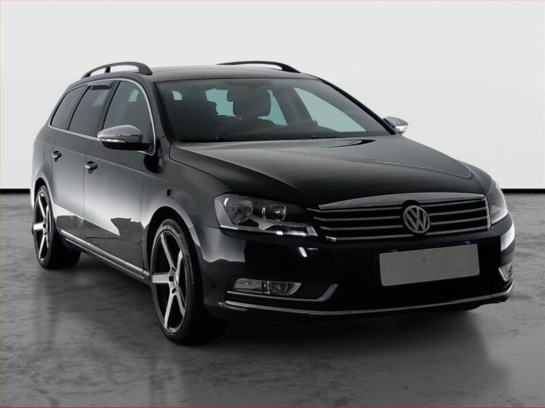 Volkswagen Passat - hlavní fotka inzerátu