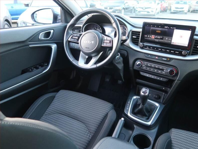 Kia Cee'd - hlavní fotka