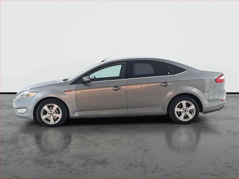 Ford Mondeo - hlavní fotka