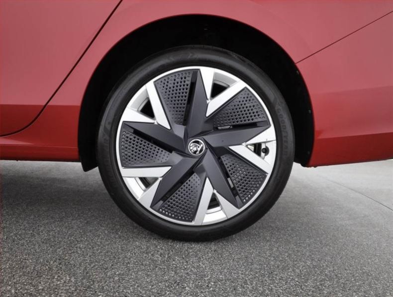 Škoda Superb - hlavní fotka