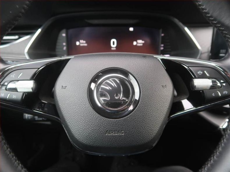 Škoda Octavia - hlavní fotka