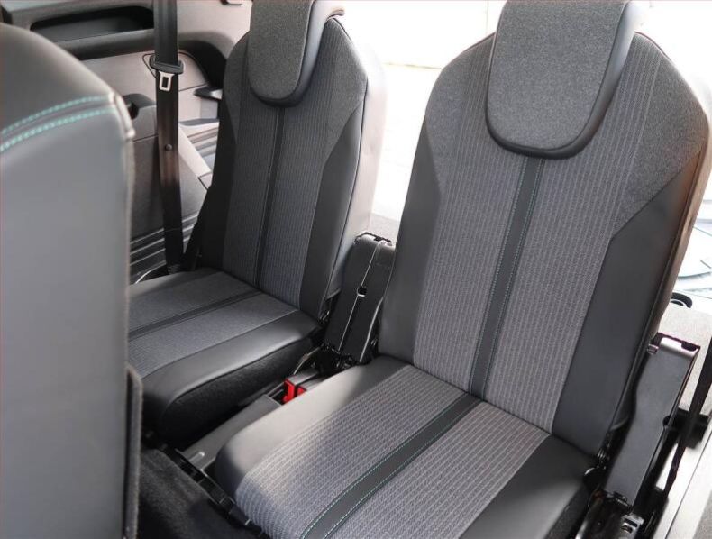 Peugeot 5008 - hlavní fotka