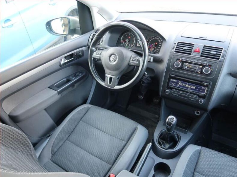 Volkswagen Touran - hlavní fotka