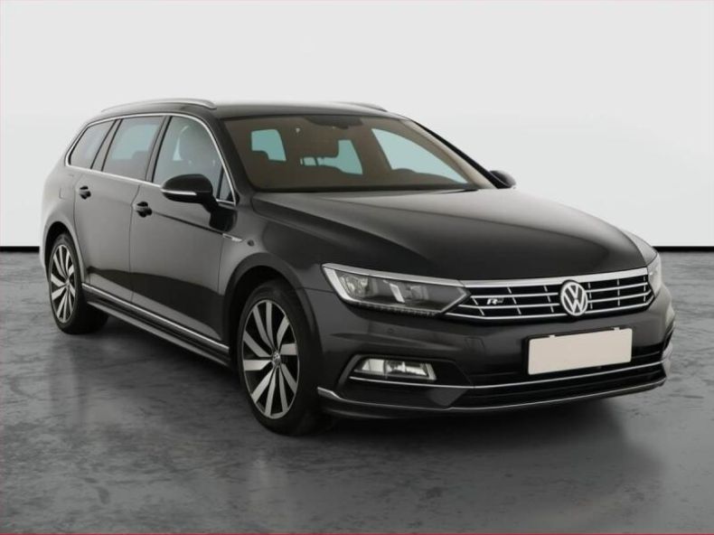 Volkswagen Passat - hlavní foto