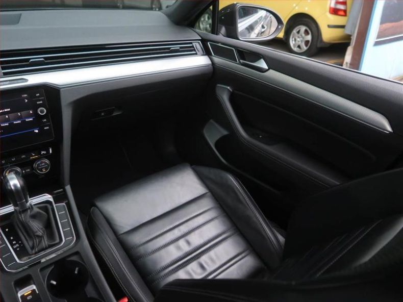 Volkswagen Passat - hlavní fotka