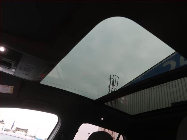 Volkswagen T-Roc - hlavní fotka