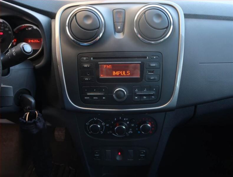 Dacia Sandero - hlavní fotka