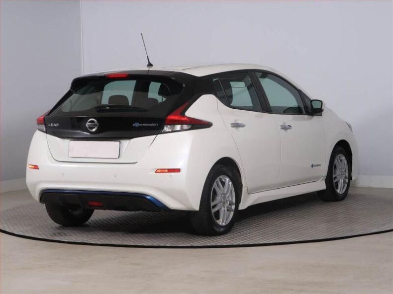 Nissan Leaf - hlavní fotka