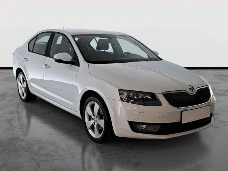 Škoda Octavia - hlavní fotka