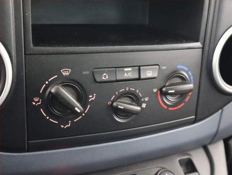 Peugeot Partner - hlavní fotka