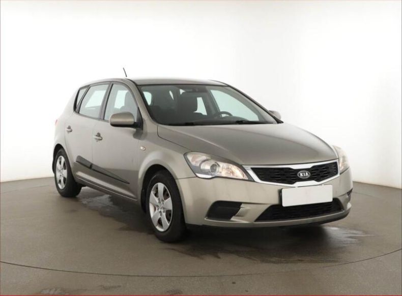Kia Cee'd - hlavní foto