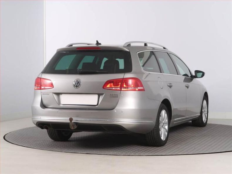 Volkswagen Passat - hlavní fotka