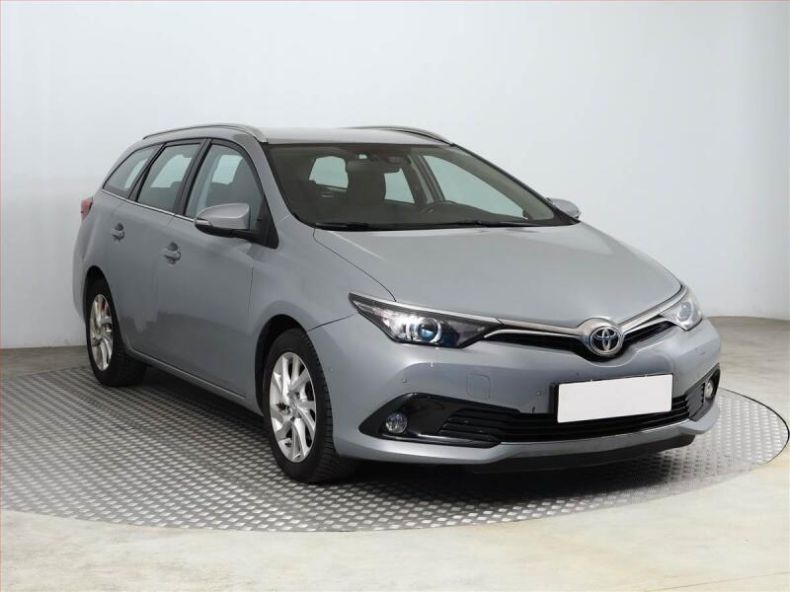 Toyota Auris - hlavní foto